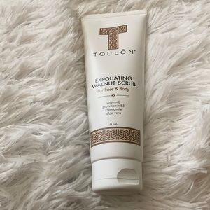 Toulon Exfoliating Walnut Scrub for Face and Body